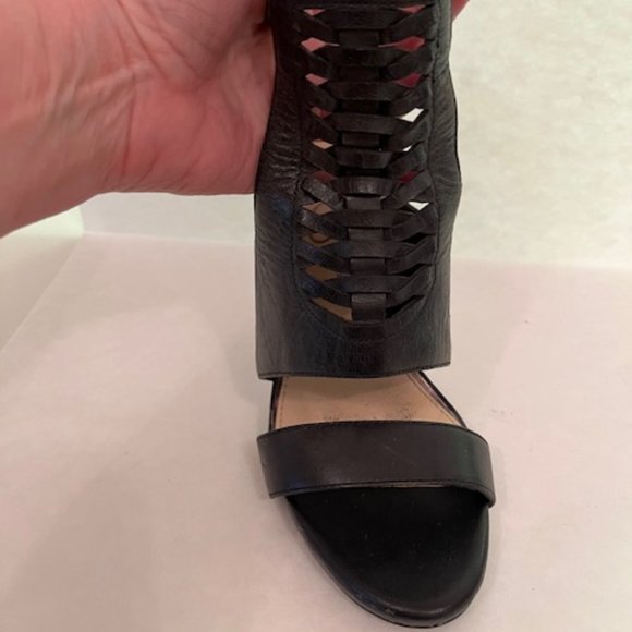 3.5" Jessica Simpson Gladiator Inspired Sandals Size 7 - Picture 1 of 3